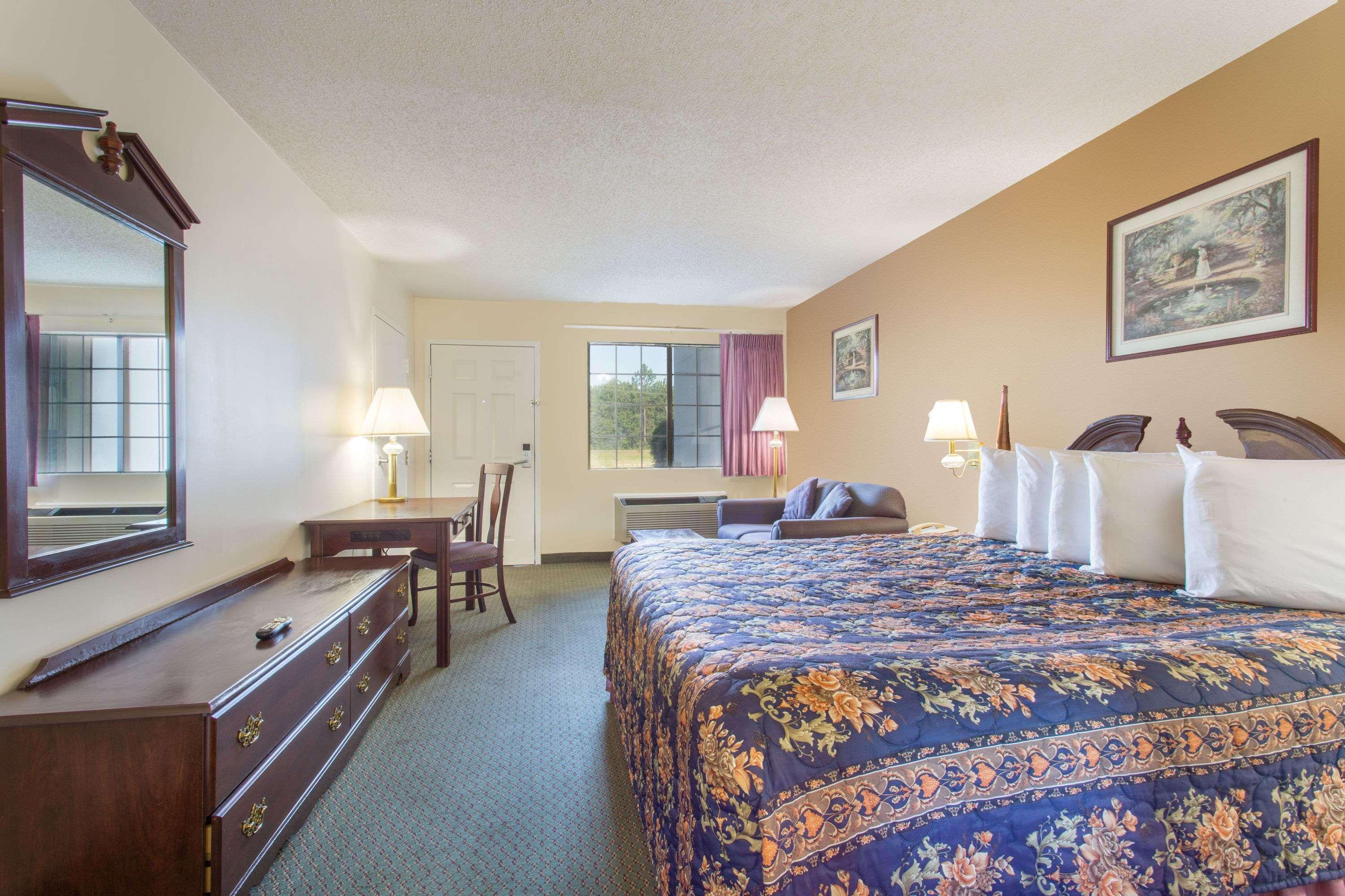Days Inn By Wyndham Picayune Exterior foto